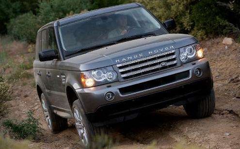 路虎攬勝 從“賣不動(dòng)就仍到中國(guó)”到被土豪追捧的豪華車傳奇